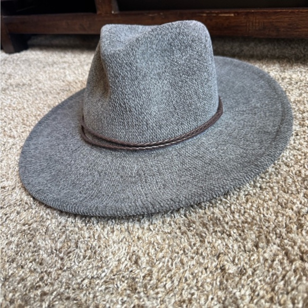 OLIVE & PIQUE Packable Colette Fedora Hat